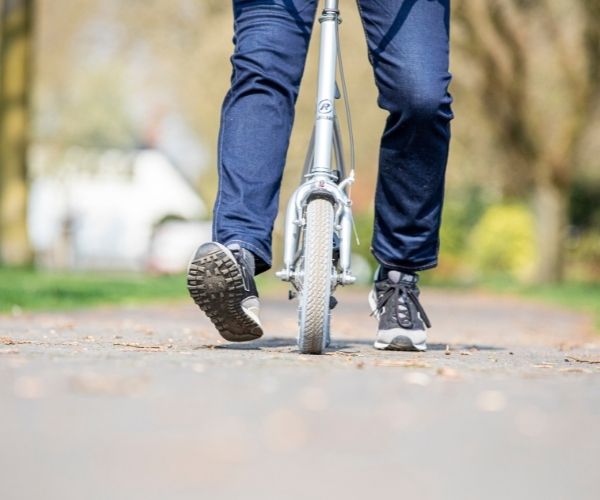 Leiga á City Walker - Göngu og Stuðningshjóli