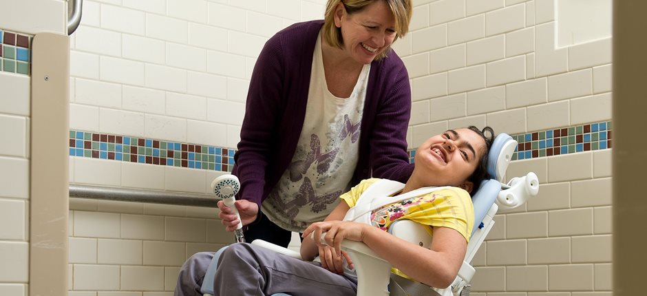 Rifton HTS sturtu og salernisstóll