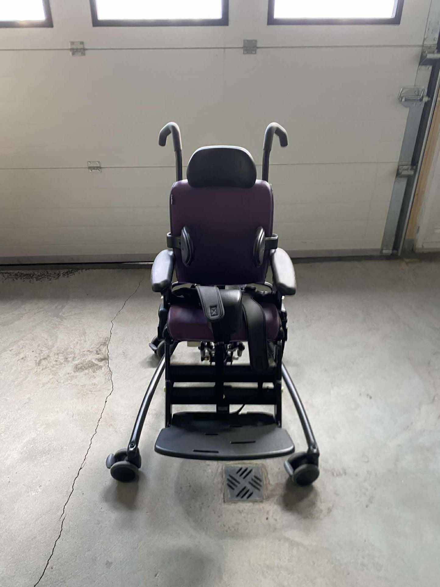 Rifton Activity vinnustóll TILBOÐ Á SÝNINGAREINTAKI