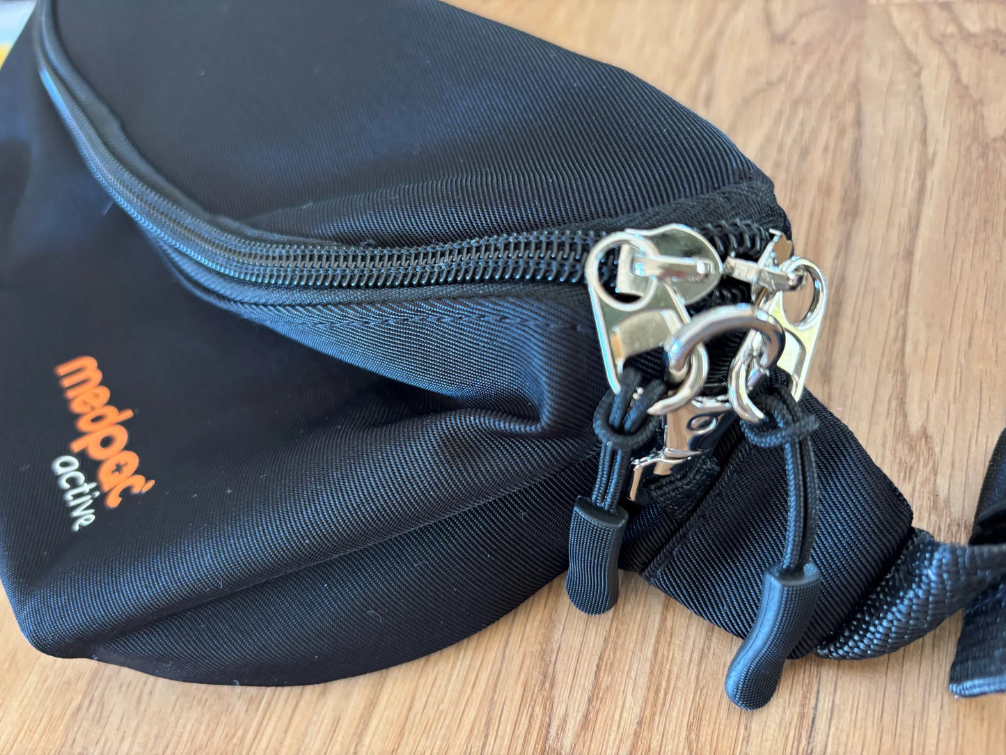 Kælitaska fyrir lyf - Active bum bag